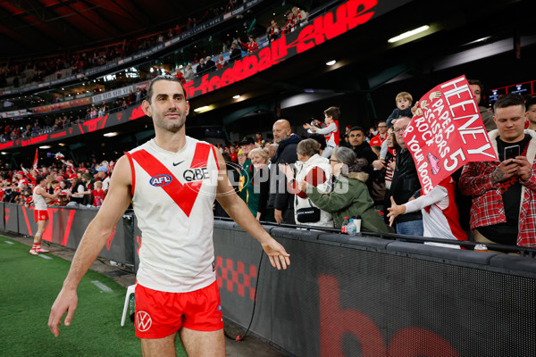 AFL 2024 Round 23 - Essendon v Sydney - A-53056243