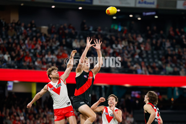 AFL 2024 Round 23 - Essendon v Sydney - A-53056282