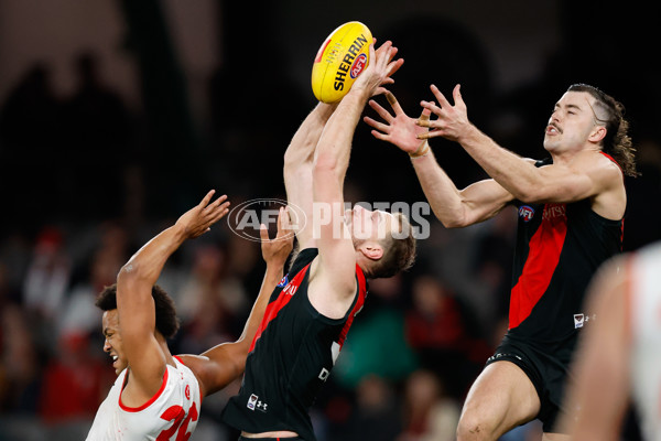 AFL 2024 Round 23 - Essendon v Sydney - A-53056285