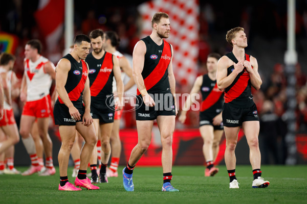 AFL 2024 Round 23 - Essendon v Sydney - A-53056325