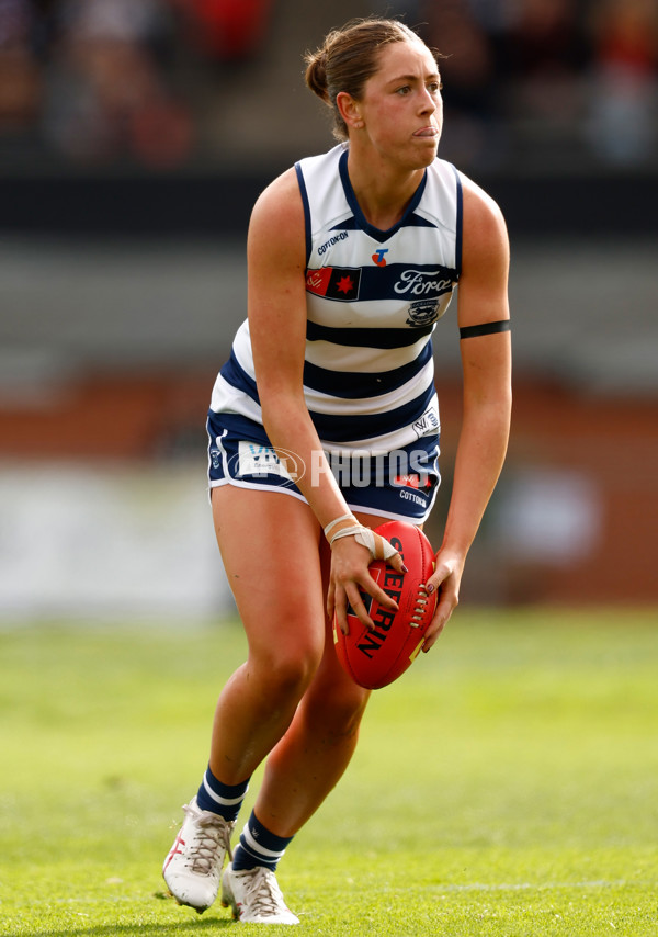 AFLW 2024 Practice Match - Essendon v Geelong - A-53061681