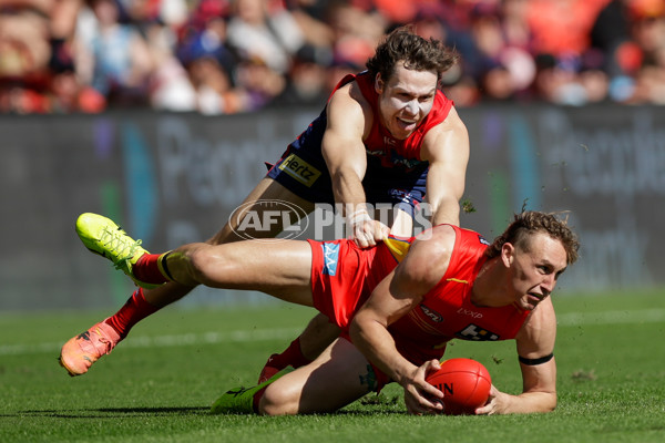 AFL 2024 Round 23 - Gold Coast v Melbourne - A-53063916