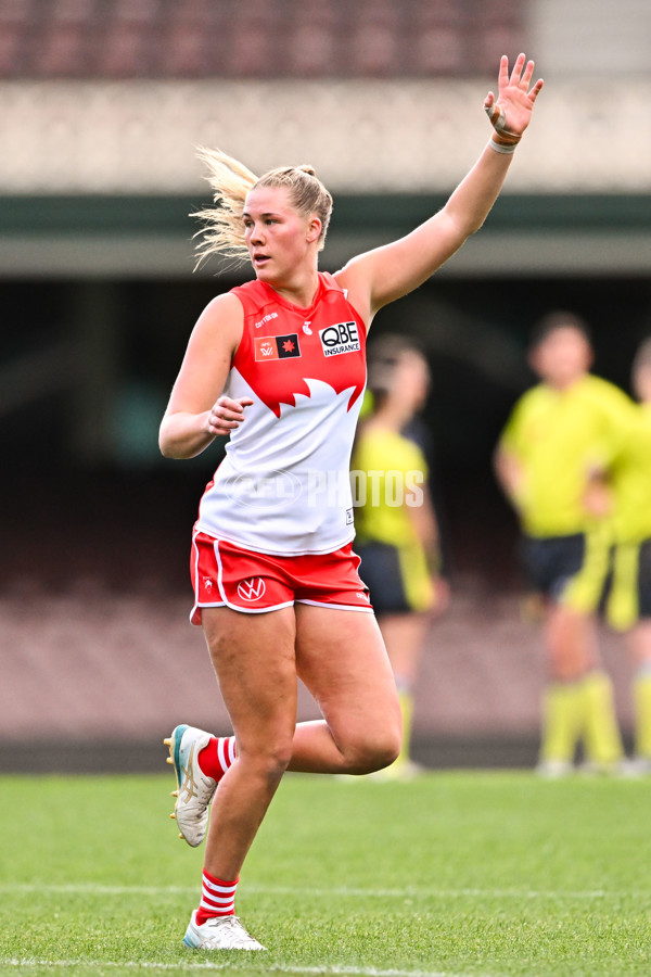 AFLW 2024 Practice Match - Sydney v Hawthorn - A-53063950