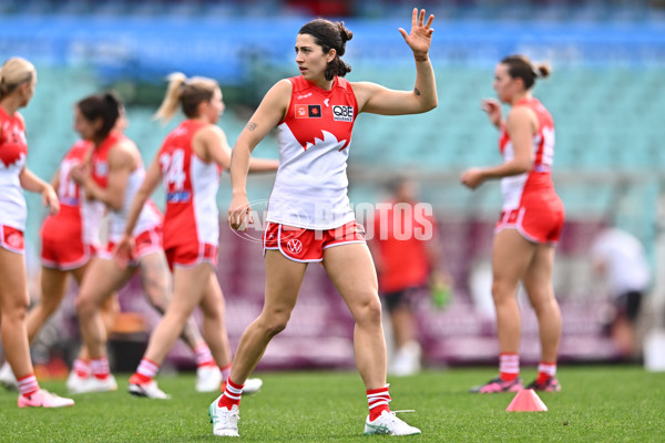 AFLW 2024 Practice Match - Sydney v Hawthorn - A-53063965