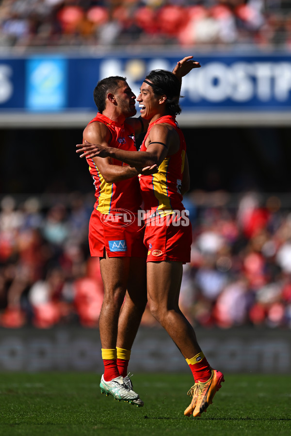 AFL 2024 Round 23 - Gold Coast v Melbourne - A-53066423