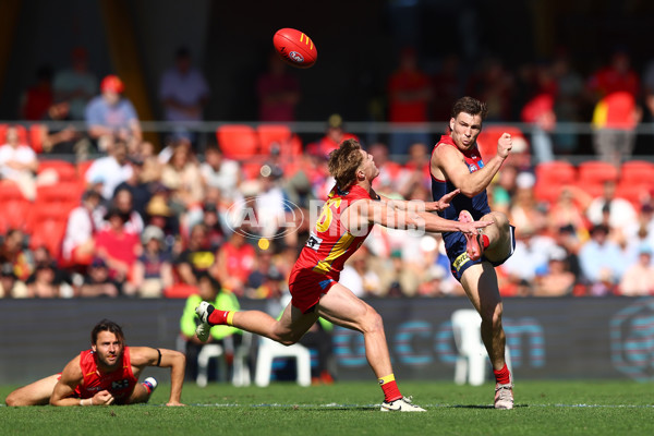 AFL 2024 Round 23 - Gold Coast v Melbourne - A-53066449