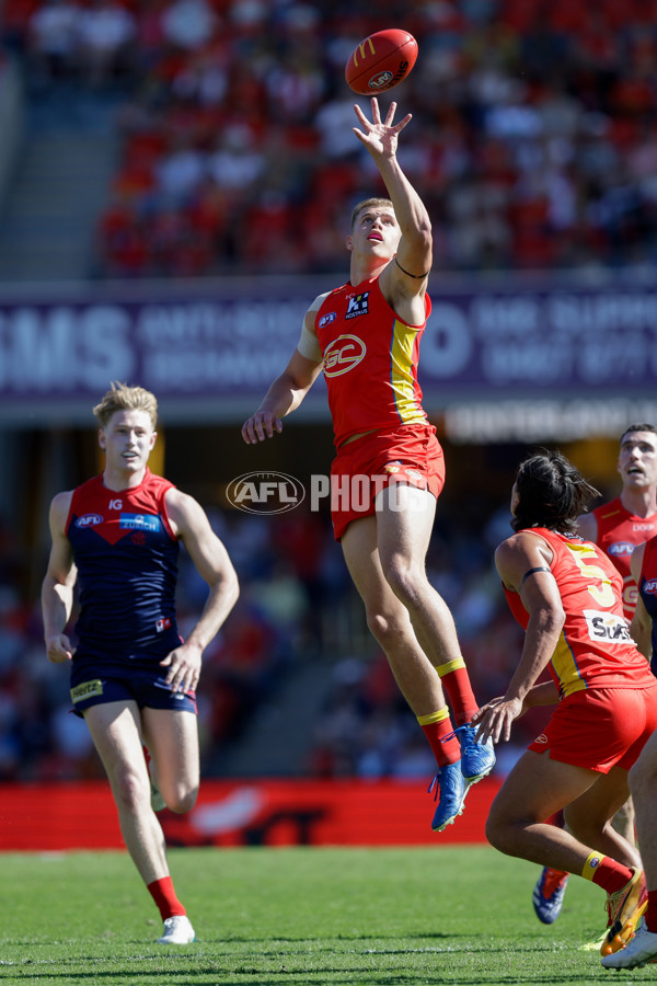 AFL 2024 Round 23 - Gold Coast v Melbourne - A-53067438