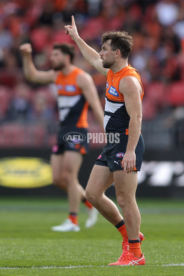 AFL 2024 Round 23 - GWS v Fremantle - A-53067517