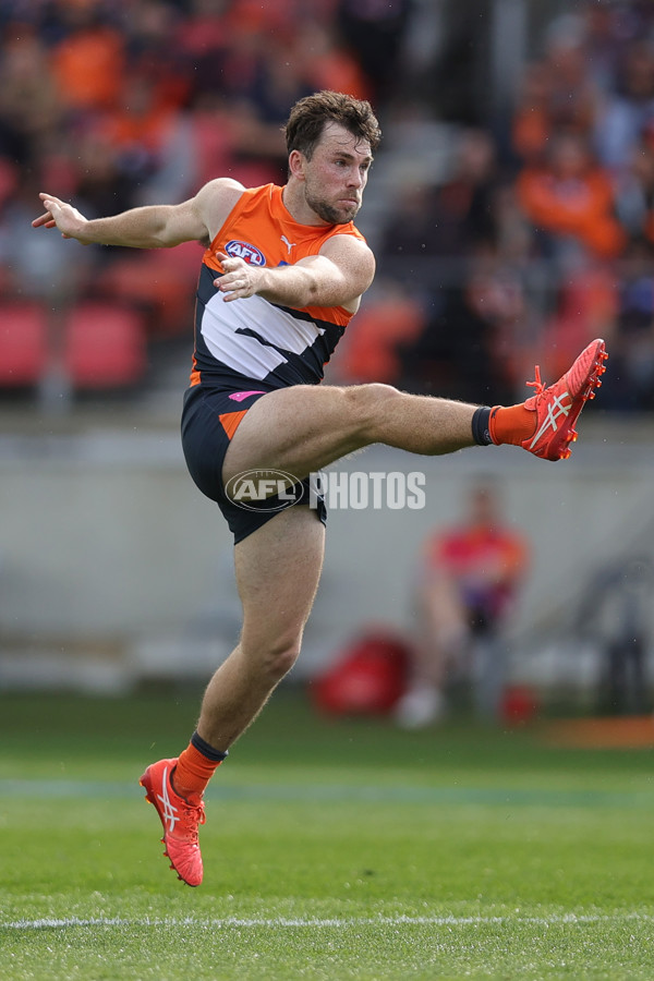 AFL 2024 Round 23 - GWS v Fremantle - A-53069165