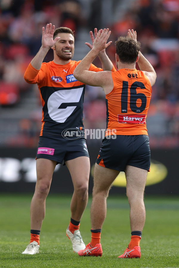AFL 2024 Round 23 - GWS v Fremantle - A-53069170