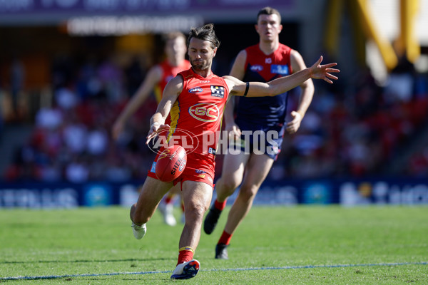 AFL 2024 Round 23 - Gold Coast v Melbourne - A-53070128