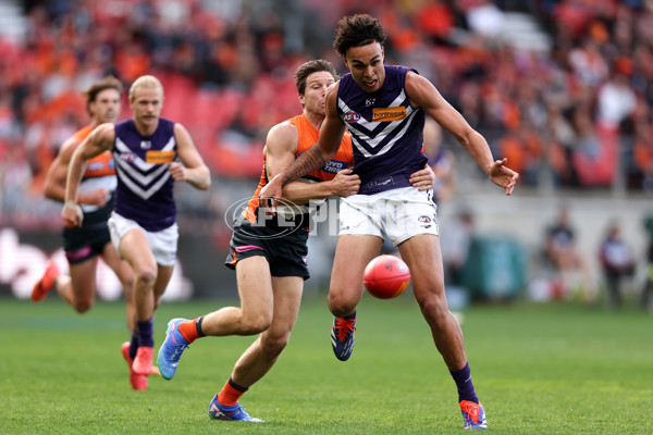 AFL 2024 Round 23 - GWS v Fremantle - A-53072554