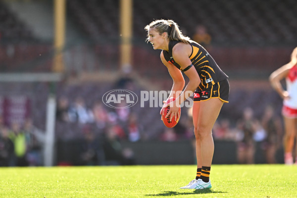 AFLW 2024 Practice Match - Sydney v Hawthorn - A-53072569