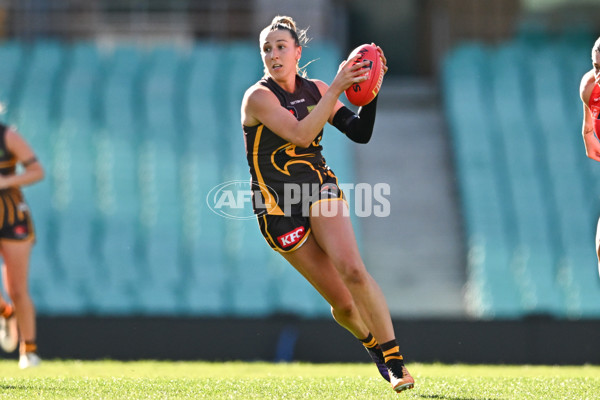 AFLW 2024 Practice Match - Sydney v Hawthorn - A-53072734