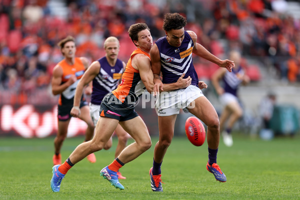 AFL 2024 Round 23 - GWS v Fremantle - A-53074999