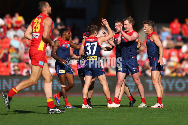 AFL 2024 Round 23 - Gold Coast v Melbourne - A-53075034