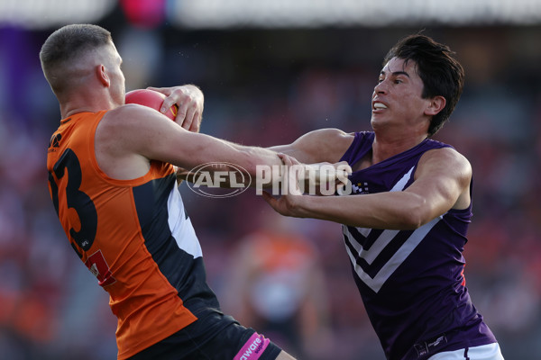 AFL 2024 Round 23 - GWS v Fremantle - A-53078317