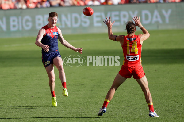 AFL 2024 Round 23 - Gold Coast v Melbourne - A-53078648