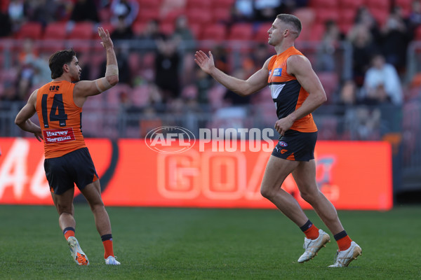 AFL 2024 Round 23 - GWS v Fremantle - A-53078725