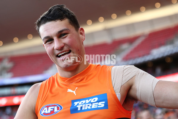 AFL 2024 Round 23 - GWS v Fremantle - A-53078729