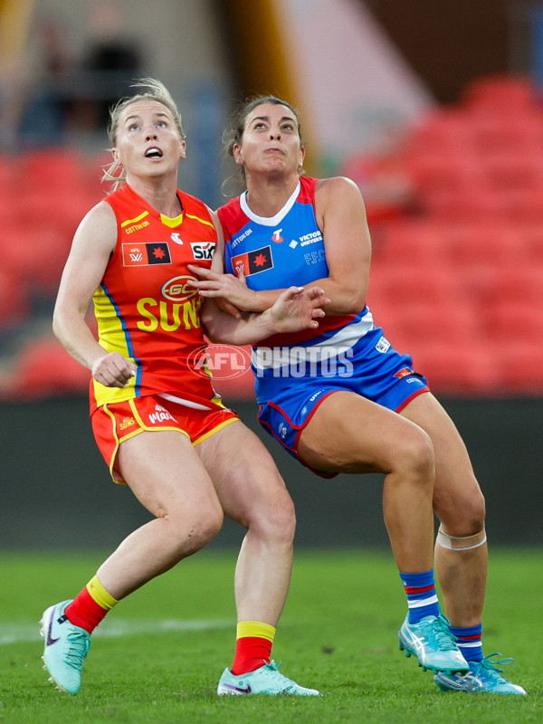 AFLW 2024 Practice Match - Gold Coast v Western Bulldogs - A-53083430