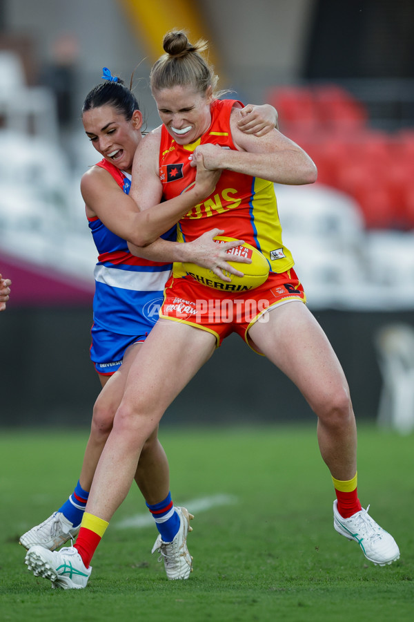 AFLW 2024 Practice Match - Gold Coast v Western Bulldogs - A-53083445