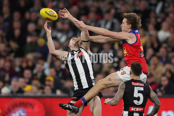 AFL 2024 Round 23 - Collingwood v Brisbane - A-53085945