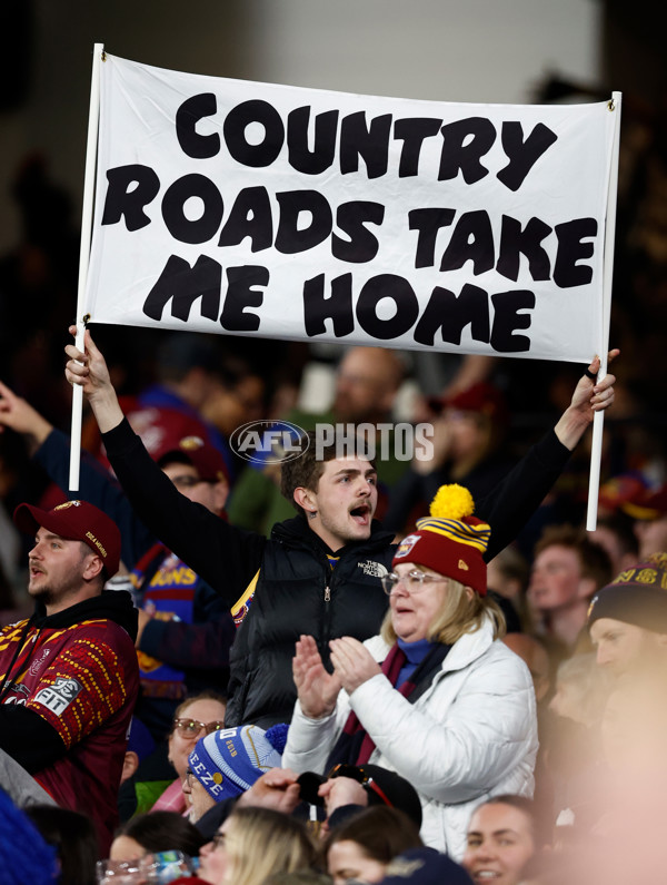 AFL 2024 Round 23 - Collingwood v Brisbane - A-53088383