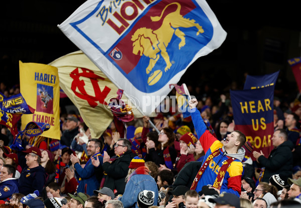 AFL 2024 Round 23 - Collingwood v Brisbane - A-53088386