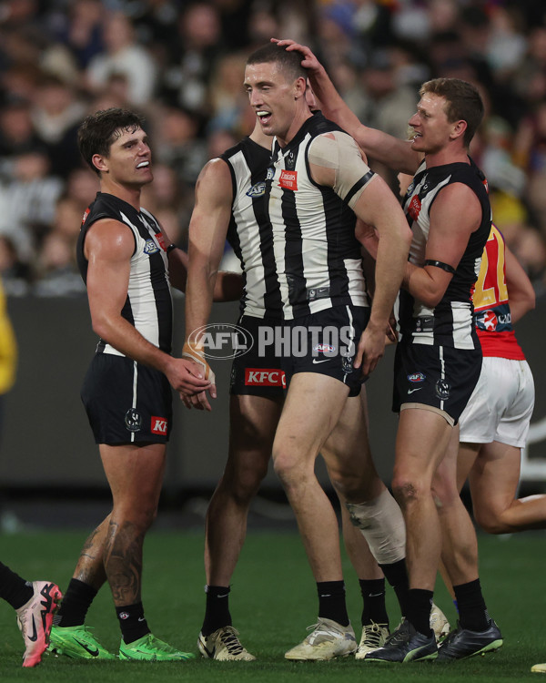 AFL 2024 Round 23 - Collingwood v Brisbane - A-53088447