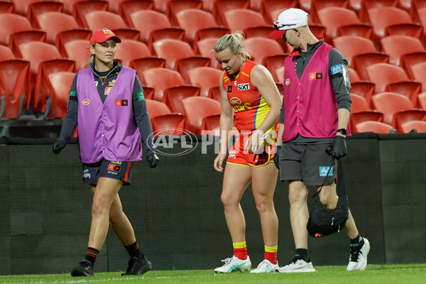 AFLW 2024 Practice Match - Gold Coast v Western Bulldogs - A-53088501