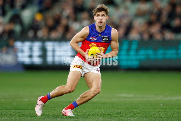 AFL 2024 Round 23 - Collingwood v Brisbane - A-53094075