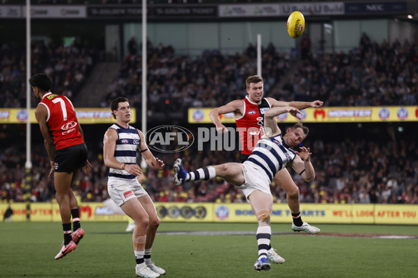 AFL 2024 Round 23 - St Kilda v Geelong - A-53100926