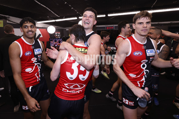 AFL 2024 Round 23 - St Kilda v Geelong - A-53107170