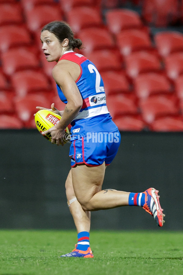 AFLW 2024 Practice Match - Gold Coast v Western Bulldogs - A-53114038