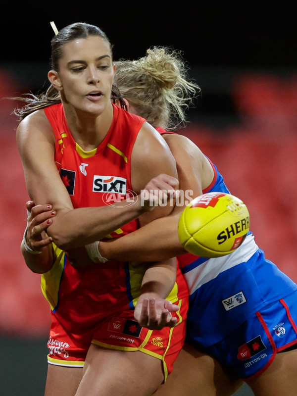 AFLW 2024 Practice Match - Gold Coast v Western Bulldogs - A-53115093