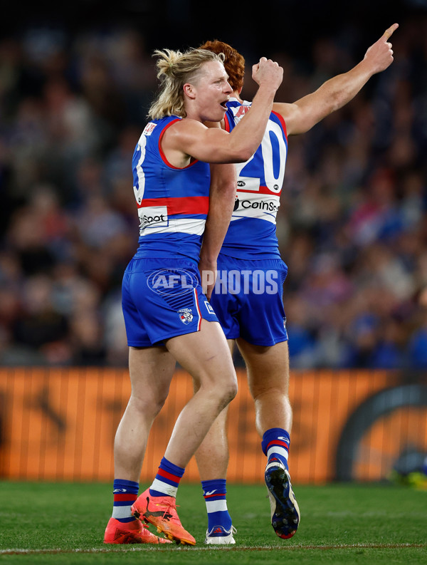 AFL 2024 Round 23 - Western Bulldogs v North Melbourne - A-53118936