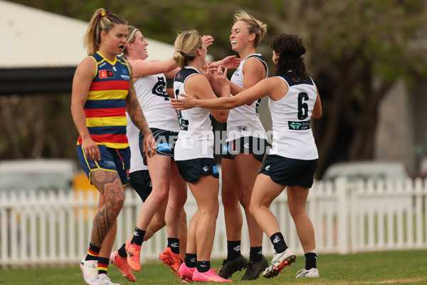 AFLW 2024 Practice Match - Adelaide v Carlton - A-53119030