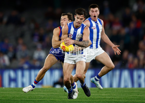 AFL 2024 Round 23 - Western Bulldogs v North Melbourne - A-53122403