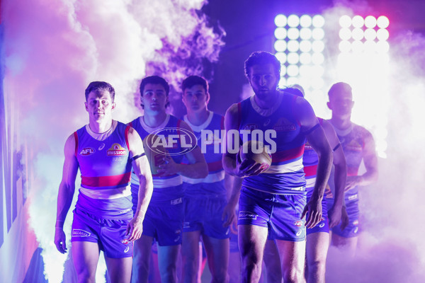 AFL 2024 Round 23 - Western Bulldogs v North Melbourne - A-53123988