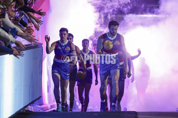 AFL 2024 Round 23 - Western Bulldogs v North Melbourne - A-53124005