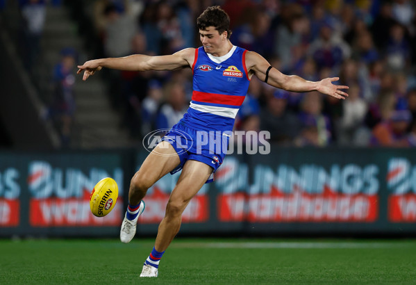 AFL 2024 Round 23 - Western Bulldogs v North Melbourne - A-53126844