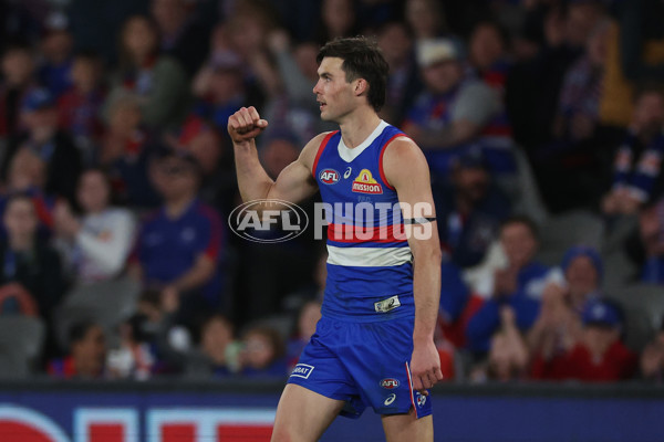 AFL 2024 Round 23 - Western Bulldogs v North Melbourne - A-53127786