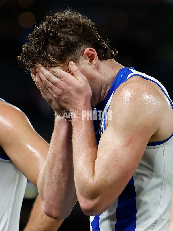 AFL 2024 Round 23 - Western Bulldogs v North Melbourne - A-53133177