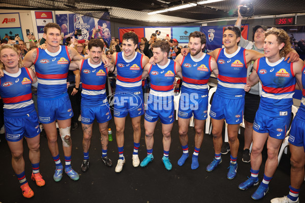 AFL 2024 Round 23 - Western Bulldogs v North Melbourne - A-53133183