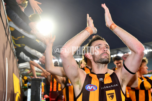 AFL 2024 Round 23 - Hawthorn v Richmond - A-53145495