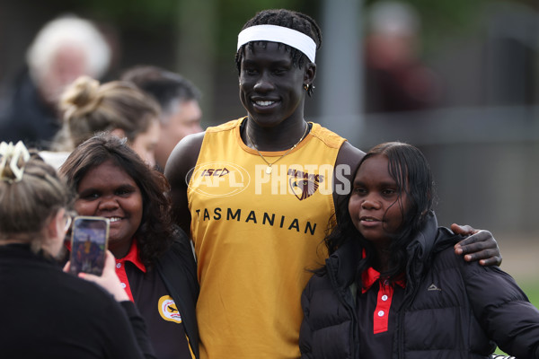 AFL 2024 Training - Hawthorn 220824 - A-53320964