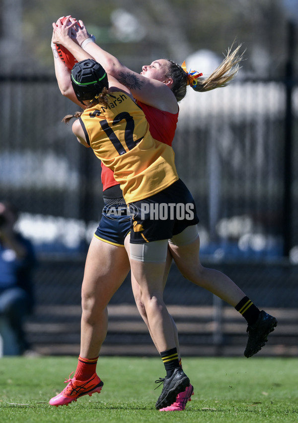 Marsh AFL Championships U18 Girls 2024 - South Australia v Western Australia - A-53335287