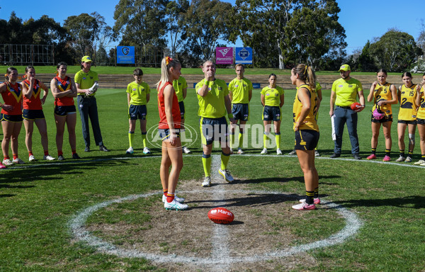 Marsh AFL Championships U18 Girls 2024 - South Australia v Western Australia - A-53338552