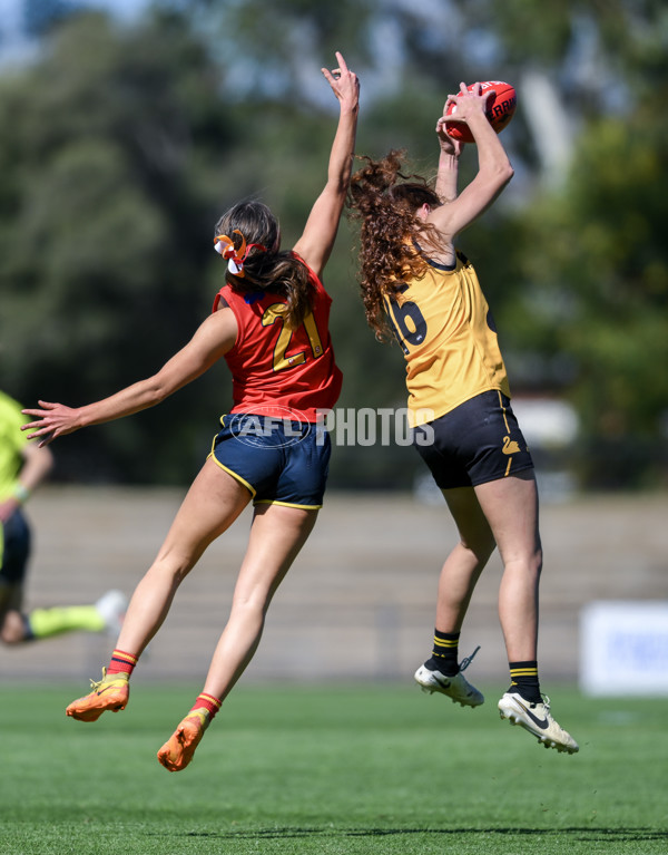 Marsh AFL Championships U18 Girls 2024 - South Australia v Western Australia - A-53341938